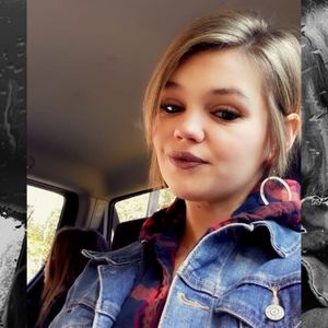 Meet your Posher, Brittany